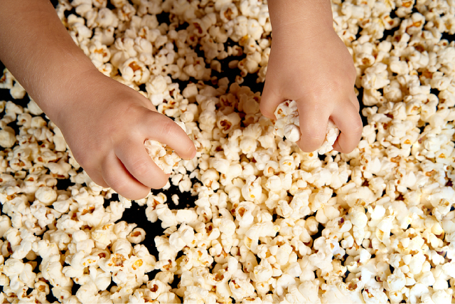 Popcorn for Kids: 5 Fun Snack Ideas for Little Popcorn Lovers