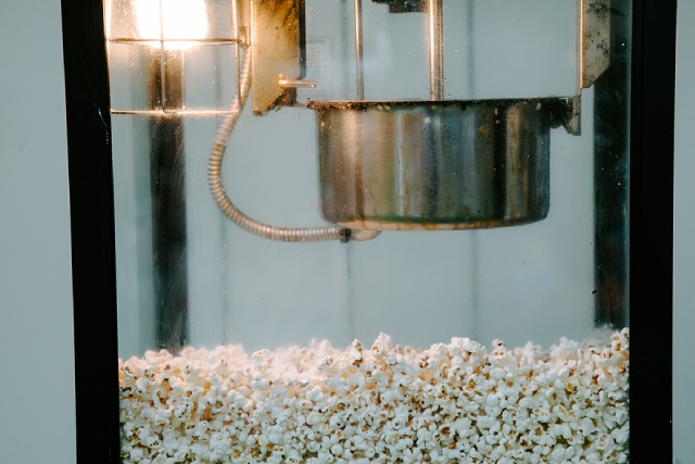 5 Common Mistakes to Avoid When Booking Outdoor Food Carts